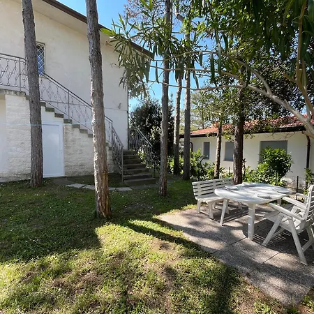 2 Parcheggi Riservati, Giardino Tranquillo E Terrazzo Lignano Sabbiadoro