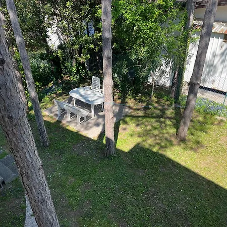 2 Parcheggi Riservati, Giardino Tranquillo E Terrazzo Lejlighed Lignano Sabbiadoro